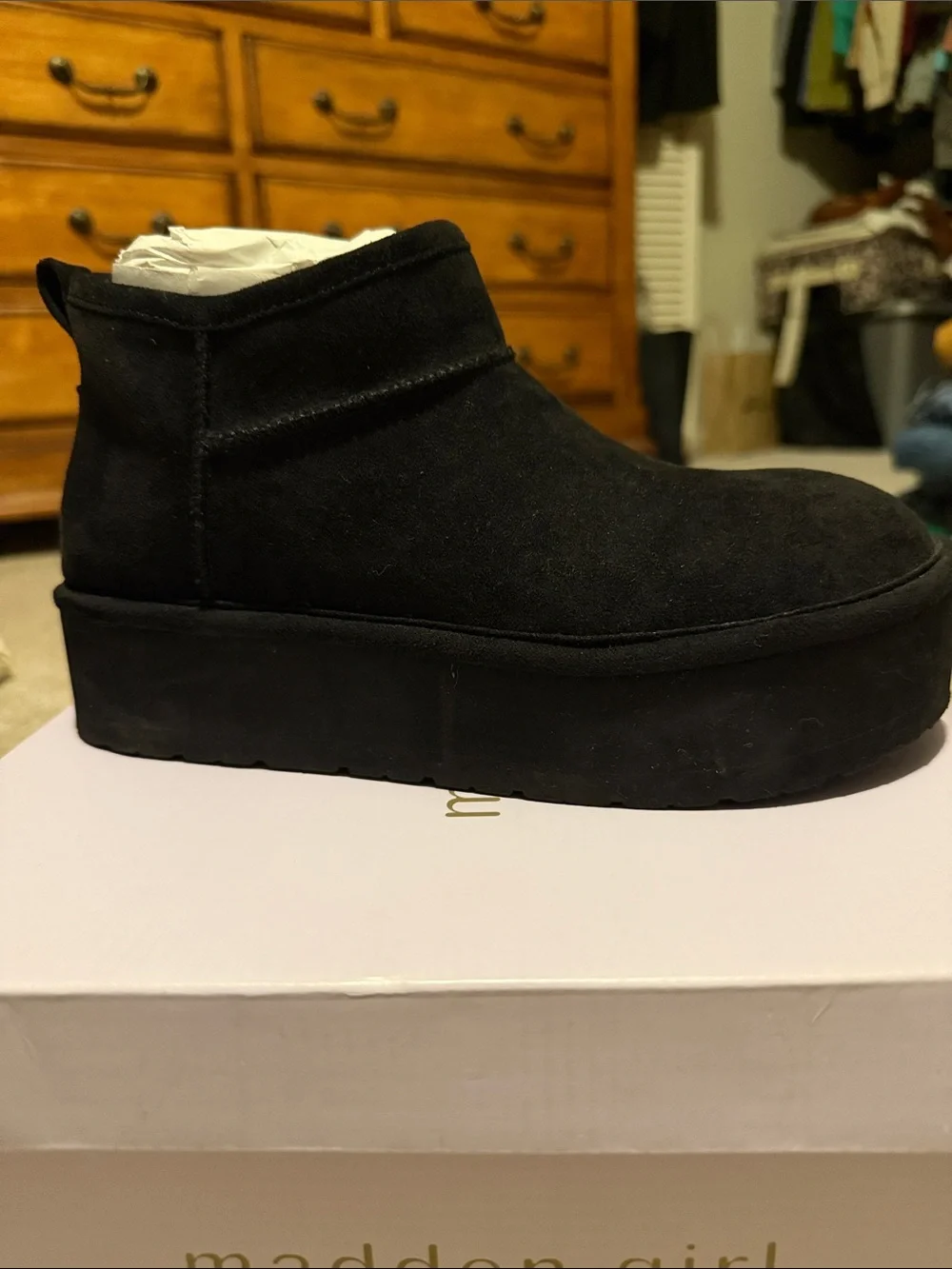 Madden Girl Black Suede Platform Ankle Boots Size 8